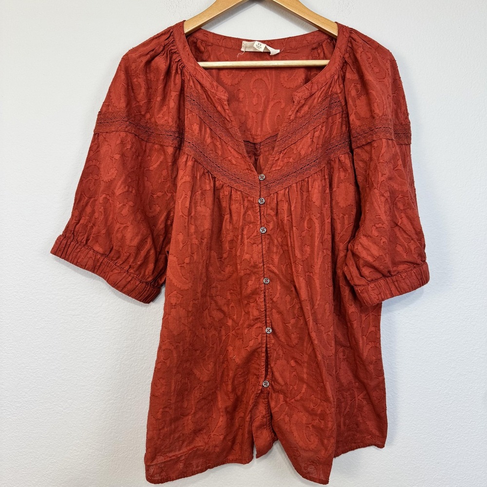 Nurture by Westbound Shirt Women's 2X Rust Paisley Jacquard Lace Trim Button Top